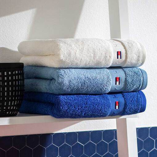 Linge de maison Tommy Hilfiger, linge de lit, serviettes, peignoirs et